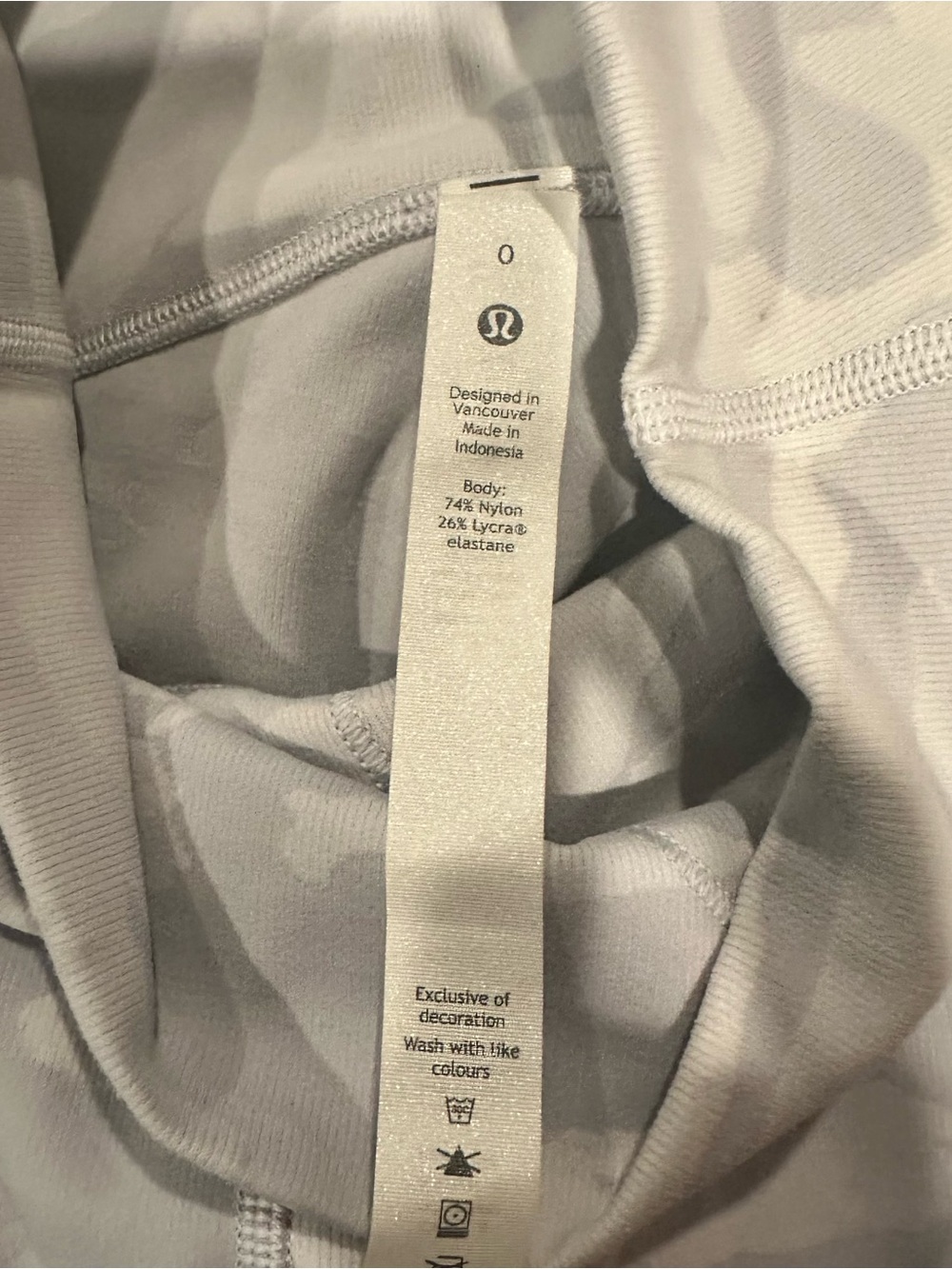 LULULEMON Wunder Under HR Short 10” Alpine White Gray Camo Ribbed Biker Size 0 - Picture 8 of 10